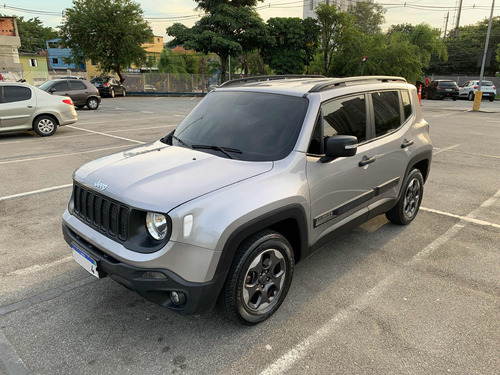 Jeep Renegade 1.8 Flex Aut. 5p