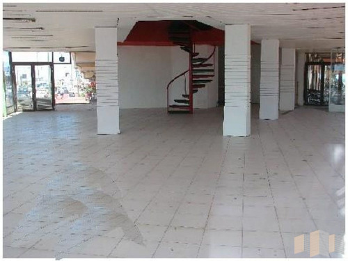 Imagen 11 de 15 de Local En Punta Del Este, Peninsula