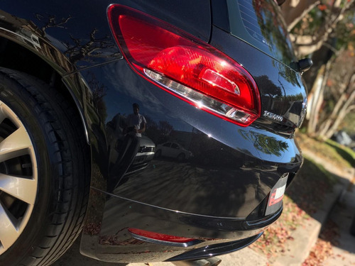Imagen 6 de 17 de Volkswagen Scirocco 2014 1.4 Tsi 160cv Dsg