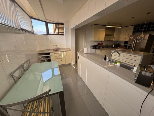 Departamento Remodelado Con Increible Vista Al Club De Golf