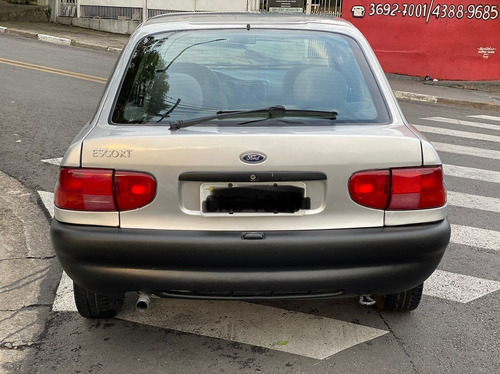 Imagem 4 de 9 de Ford Escort 1.8 I Gl 16v 1998