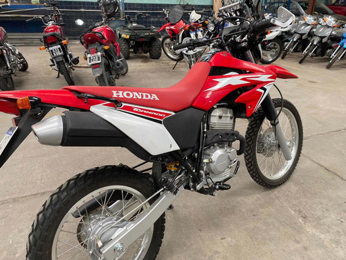 Imagen 5 de 5 de Honda Tornado