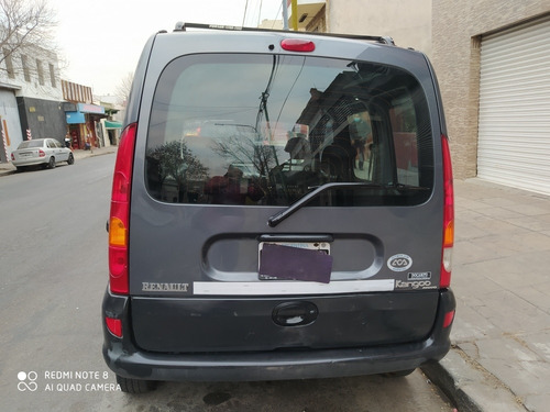 Imagen 7 de 15 de Renault Kangoo 2012 1.6 2 Ath Plus Da Aa Cd Pk Lc