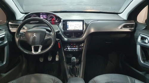 Imagen 7 de 15 de Peugeot 208 2015 1.6 Feline Pack Cuir