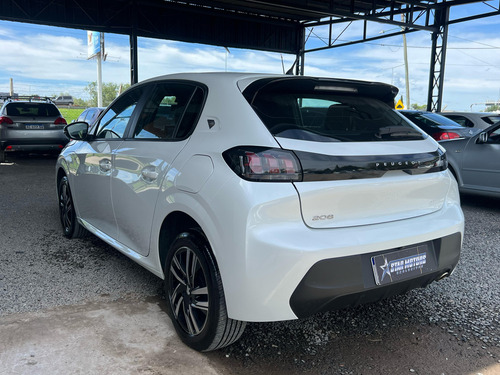 Peugeot 208 1.6 Road Trip