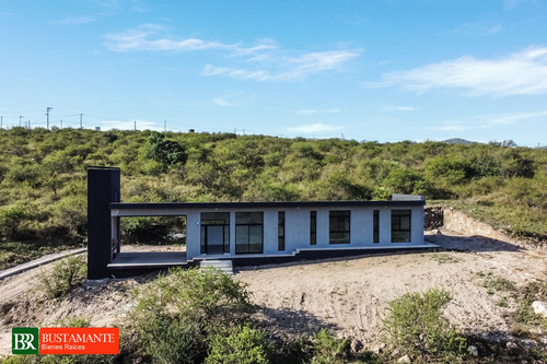 Casa En Venta 2 Dorm. En Country De Montaña Hipico A Pocos Km Carlos Paz -cba