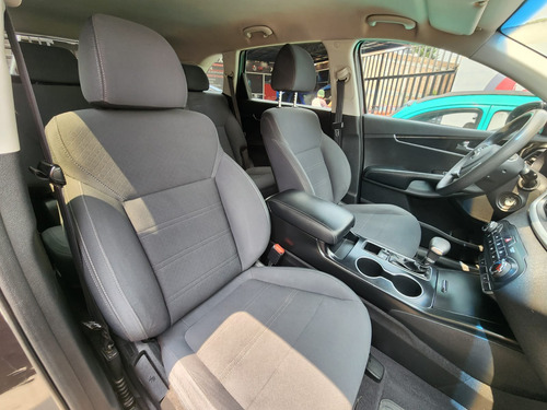 Kia Sorento 2.4 Lx At