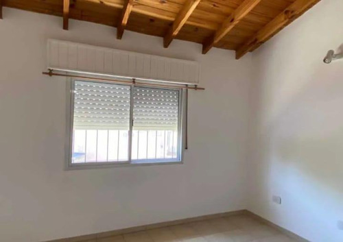 Imagen 11 de 14 de Casa Triplex En Moreno
