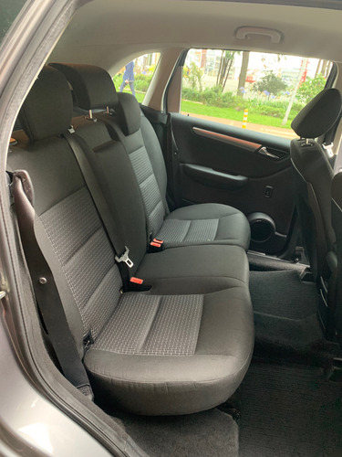 Mercedes-Benz Clase B 1.700
