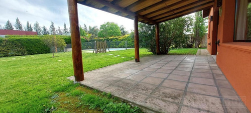 Venta Casa En 1 Planta De 4 Amb Lote Interno. Santa Teresa. Villanueva