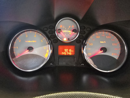 Peugeot 207 1.4 Xr Flex 5p