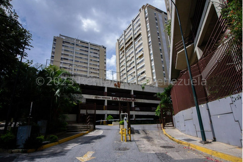 Apartamento En Venta, Santa Fe Norte. 3h, 2b, 2p. Caracas. Jesús Manuel Cáceres Mls #24-17775 
