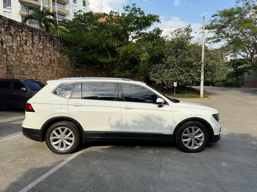 Volkswagen Tiguan Allspace Comfortline 2.0 Tsi 4motion Blindaje 2 plus