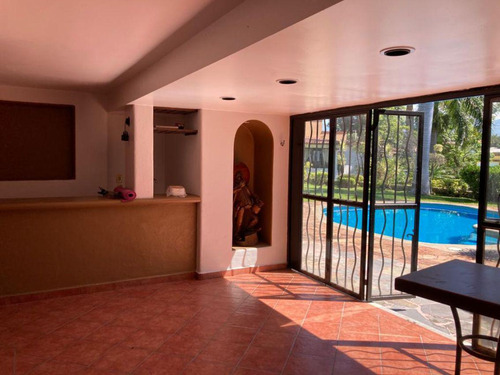 Casa En Privada En Palmira Tinguindin, Cuernavaca, Morelos - Crb-1194-cp