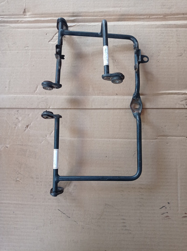 Suporte Do Radiador De Óleo Da Nx 350 Sahara Ótimo (Usado)