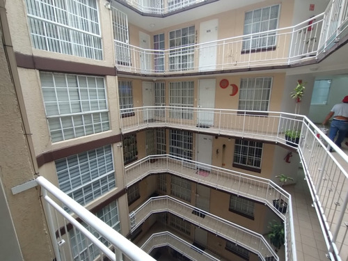 Departamento En Venta En La Miguel Hidalgo Col. San Joaquin