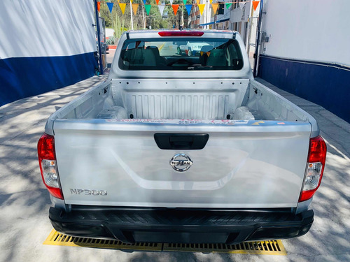 Imagen 4 de 11 de Nissan Np 300 Paq. S Doble Cabina