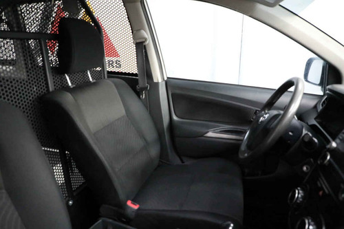 Imagen 5 de 15 de Toyota Avanza 2017 5p Cargo L4/1.5 Man