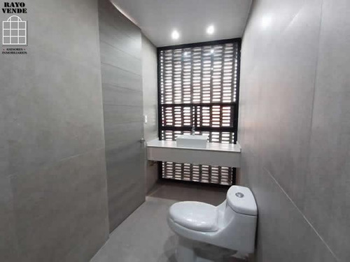 Imagen 16 de 22 de Casa En Venta En Club De Golf México