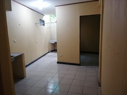 Imagen 3 de 12 de Apartamento En La Lima Frente Al Moll Paseo Metropoli De Un