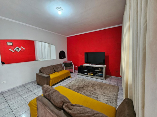 Casa De 3 Quartos E 4 Banheiros ,sendo Uma Suíte!!