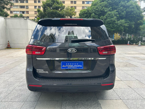 Kia Carnival 3.3 EX V6 24V GASOLINA 4P AUTOMATICO