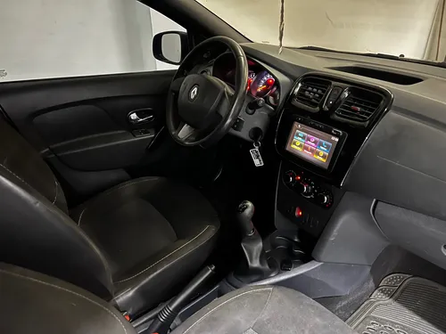 Renault Logan 1.6 Expression