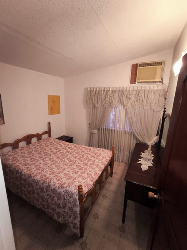 Lm.p Casa Amoblada En San Diego, Carabobo, Urbanización La Esmeralda.