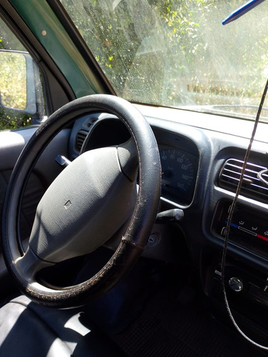Excelente Suzuki Mastervan
