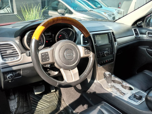 Imagen 7 de 15 de Jeep Grand Cherokee 2012 5.7 V8 Overland 4x4 At