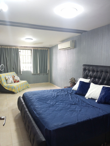 Best House Vende Espectacular Apartamento En El Solar De La Quinta