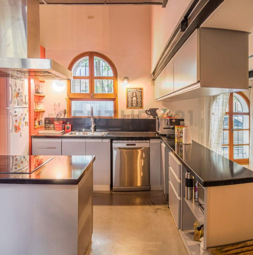 Venta Casa 6 Ambientes Colegiales Unica En Su Estilo