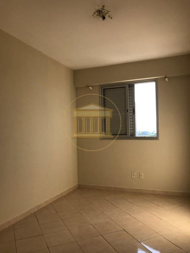 Imagem 10 de 15 de Apartamento Padrão Com 3 Quartos - 210272-v