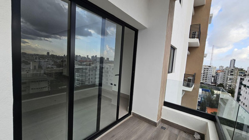 Apartamento A Estrenar En Alquiler En Evaristo Morales, Santo Domingo, Torre Moderna Con Área Social