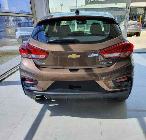 Cruze Premier 5 Y 4 Ptas 1.4t At Mb