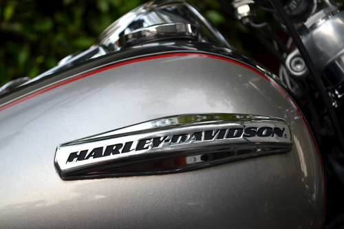 Imagen 5 de 15 de Espectacular Harley Dyna Super Glide 1584cc 6 Vel Con Extras