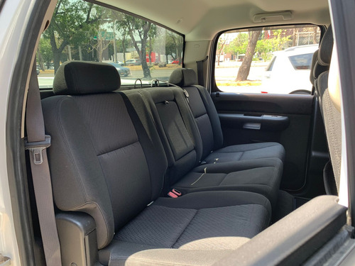 Chevrolet Cheyenne 5.3 2500 Crew Cab B 4x4 Mt