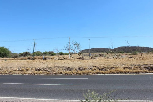 Terreno En Venta Sobre Anillo Vial Fray Junipero Serra Queretaro Qro.