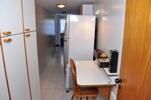 Venta De Apartamento 2 Dormitorios, En Playa Brava