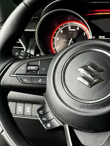 Suzuki Swift 1.2 Mt Hybrid
