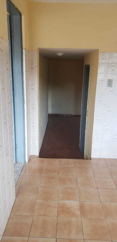 Imagem 5 de 12 de Casa 4 Cômodos Vila Souza