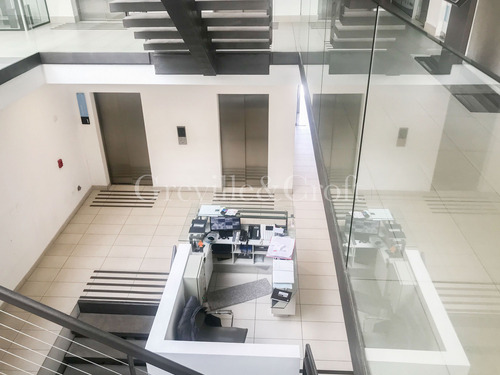 Oficina Con Estacionamiento, Edificio Atrium (99222)
