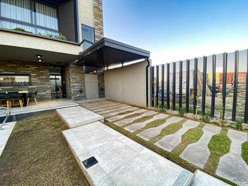 Imagen 2 de 30 de Duplex En Venta San Ignacio Village