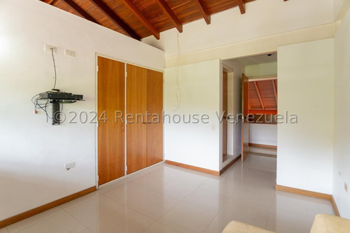 Venta De Casa En Colinas De Tamanaco Jlrp Mls 24-19337