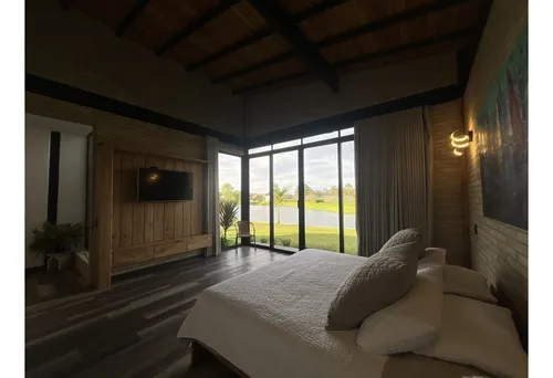 Casa Para Arriendo En Llanogrande Amoblada