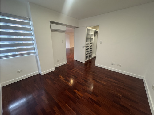 Se Vende Apartamento 93m2 Campo Alegre 1882