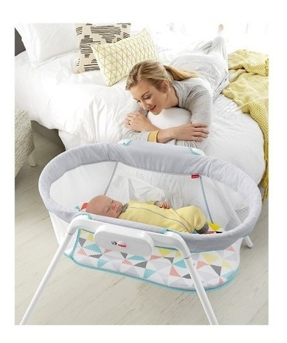 Moises Fisher Price  Stow 'n Go Bassinet 