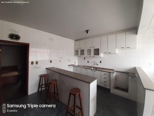 Casa Para Venda Em Tatuí, Centro, 2 Dormitórios, 1 Suíte, 2 Banheiros, 2 Vagas - 520_1-1365659