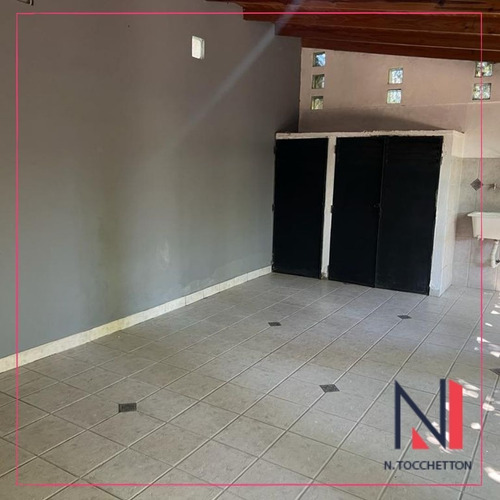Imagen 13 de 16 de Casa En Venta En Ituzaingó