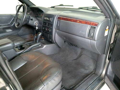 Jeep Grand Cherokee 4.0 Laredo 5p 2000